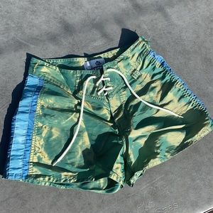 Vintage retro 90s bodywaves board shorts